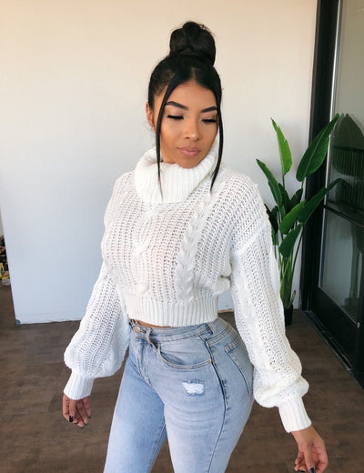 Jenn Semi Cropped Sweater(Ivory)