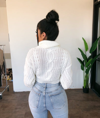 Jenn Semi Cropped Sweater(Ivory)
